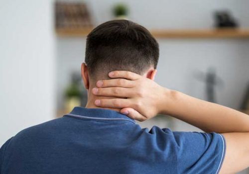 Den Kopf unter dem Arm tragen….Die Halswirbelsäule (HWS)